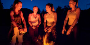 Speisen am Lagerfeuer